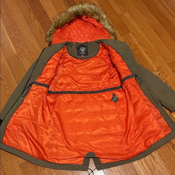 Vince Camuto Olive Puffer Coat with Faux Fur Hood - Picture 7 of 15